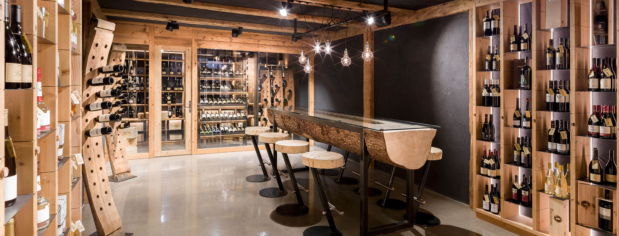 Event winetasting at Hebbos wine cellar